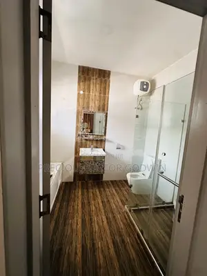 3 Bedroom Stunning Apartment
