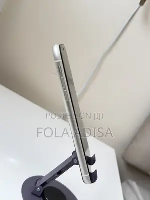 Apple iPhone 11 64 GB White