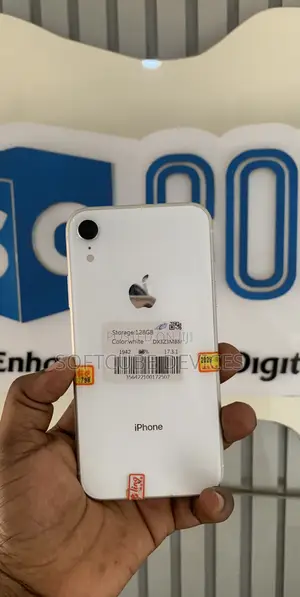 Apple iPhone XR 128 GB White
