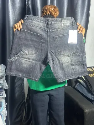 Premium Quality Short Baggy Jeans