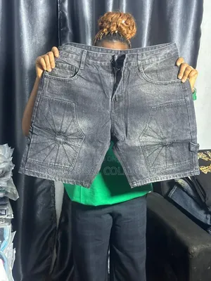 Premium Quality Short Baggy Jeans