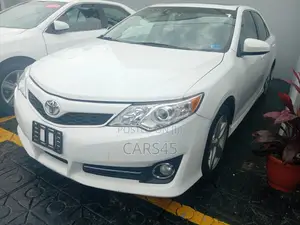 Toyota Camry 2012 White