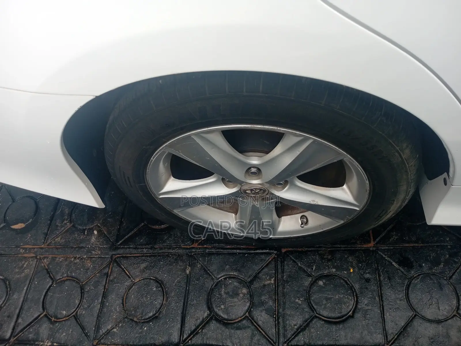 Toyota Camry 2012 White