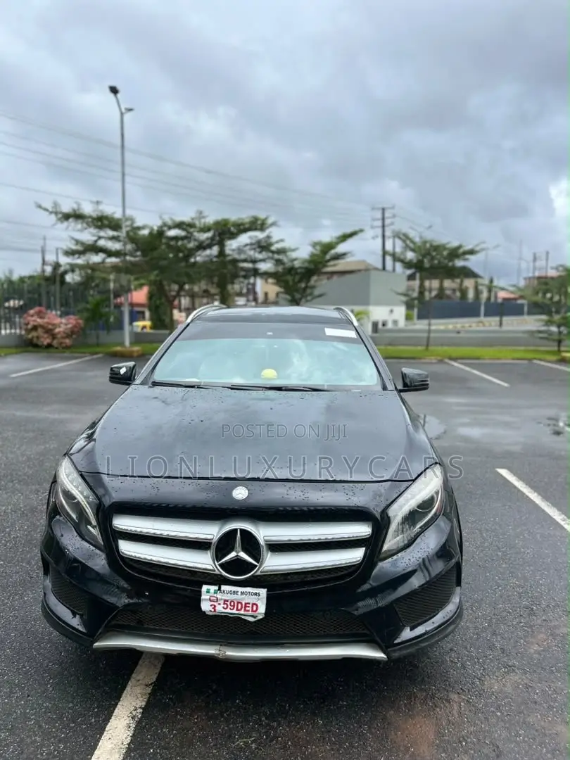 Mercedes-Benz GLA-Class 2017 Black
