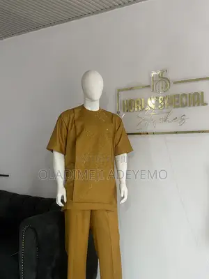 Classic Wears for Guys That Know the Meaning of Elegant and Confident