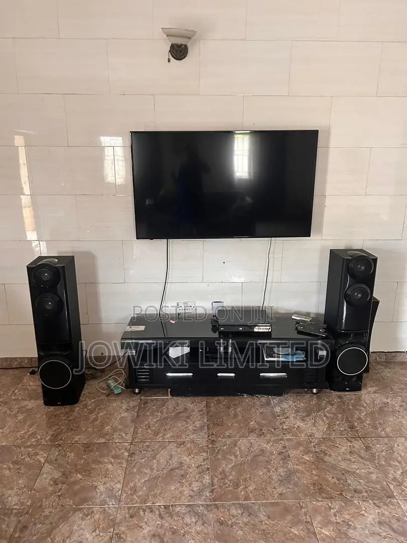 LG DVD Home Theater System & Console Set