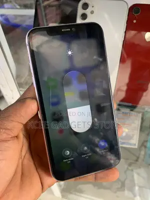 Apple iPhone 11 64 GB Purple