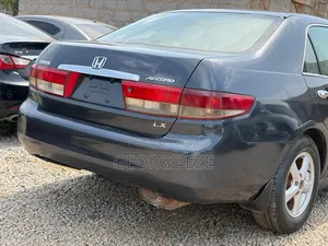 Honda Accord 2005 Gray
