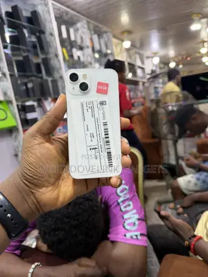 Apple iPhone 13 256 GB White