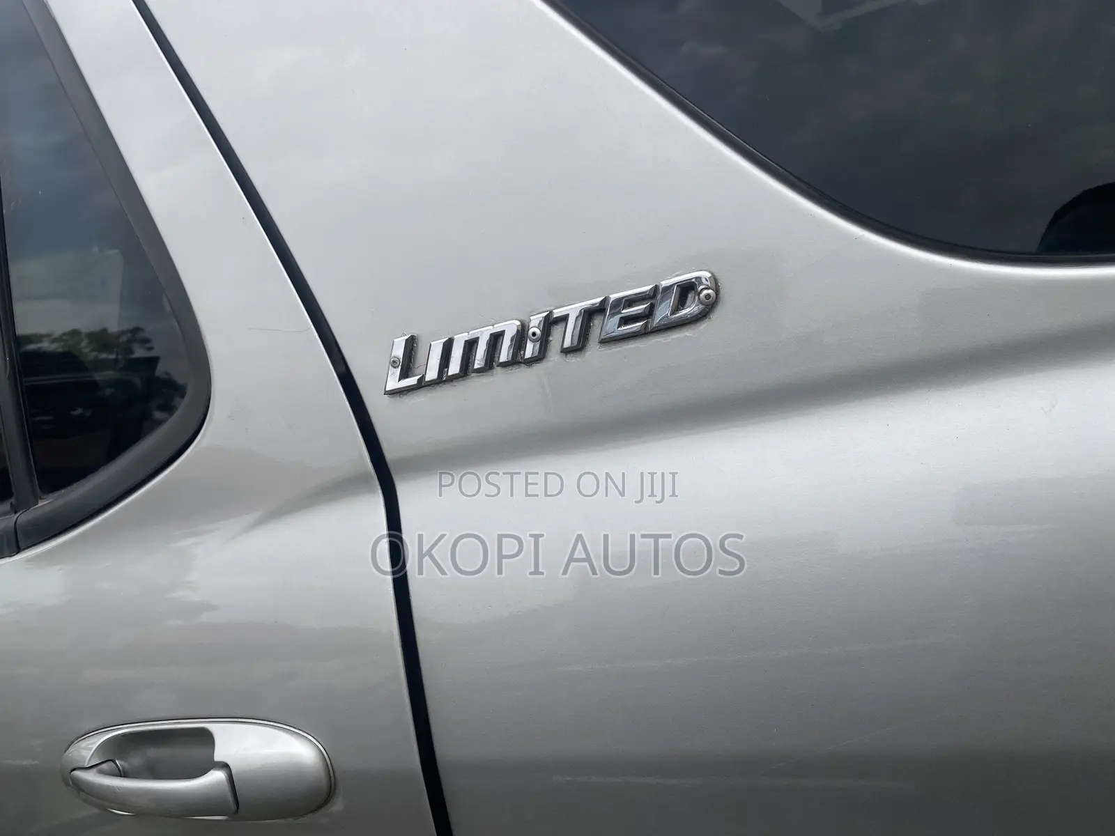 Toyota Sequoia 2001 Silver