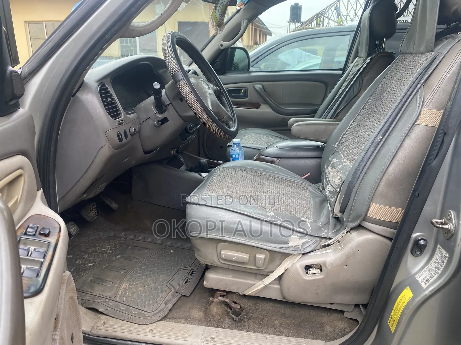 Toyota Sequoia 2001 Silver