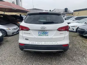 Hyundai Santa Fe 2013 White