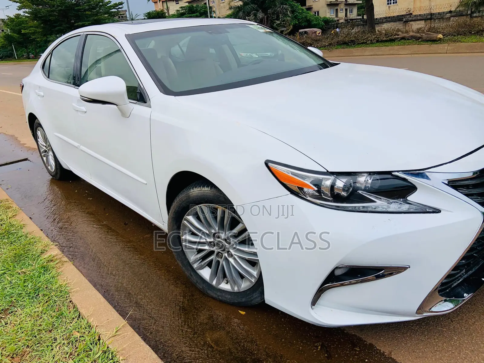 Lexus ES 2013 White