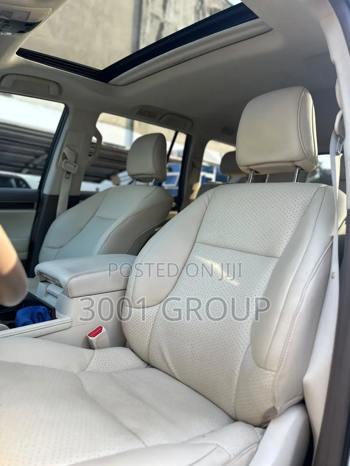 Lexus GX 2012 White