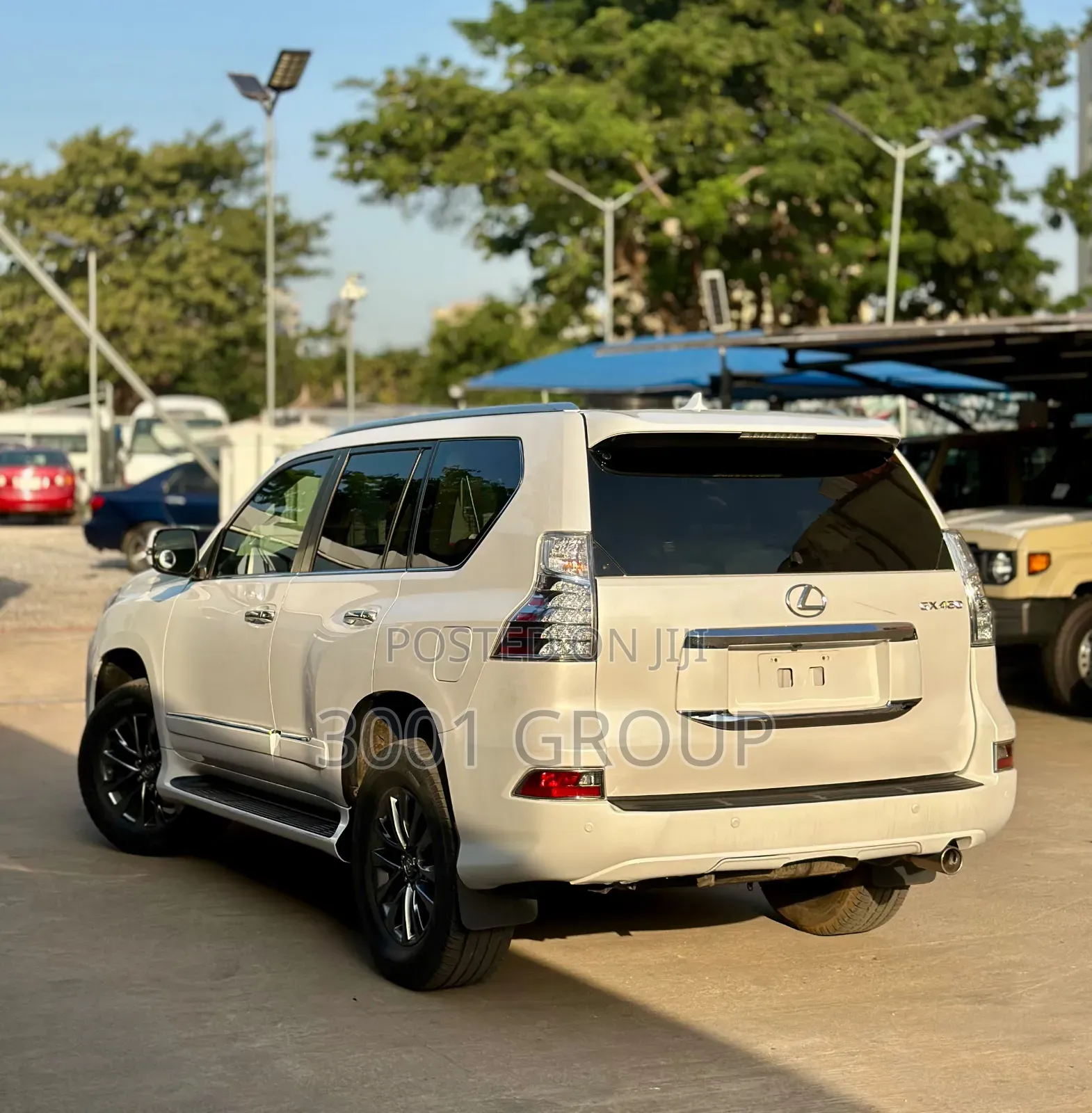 Lexus GX 2012 White