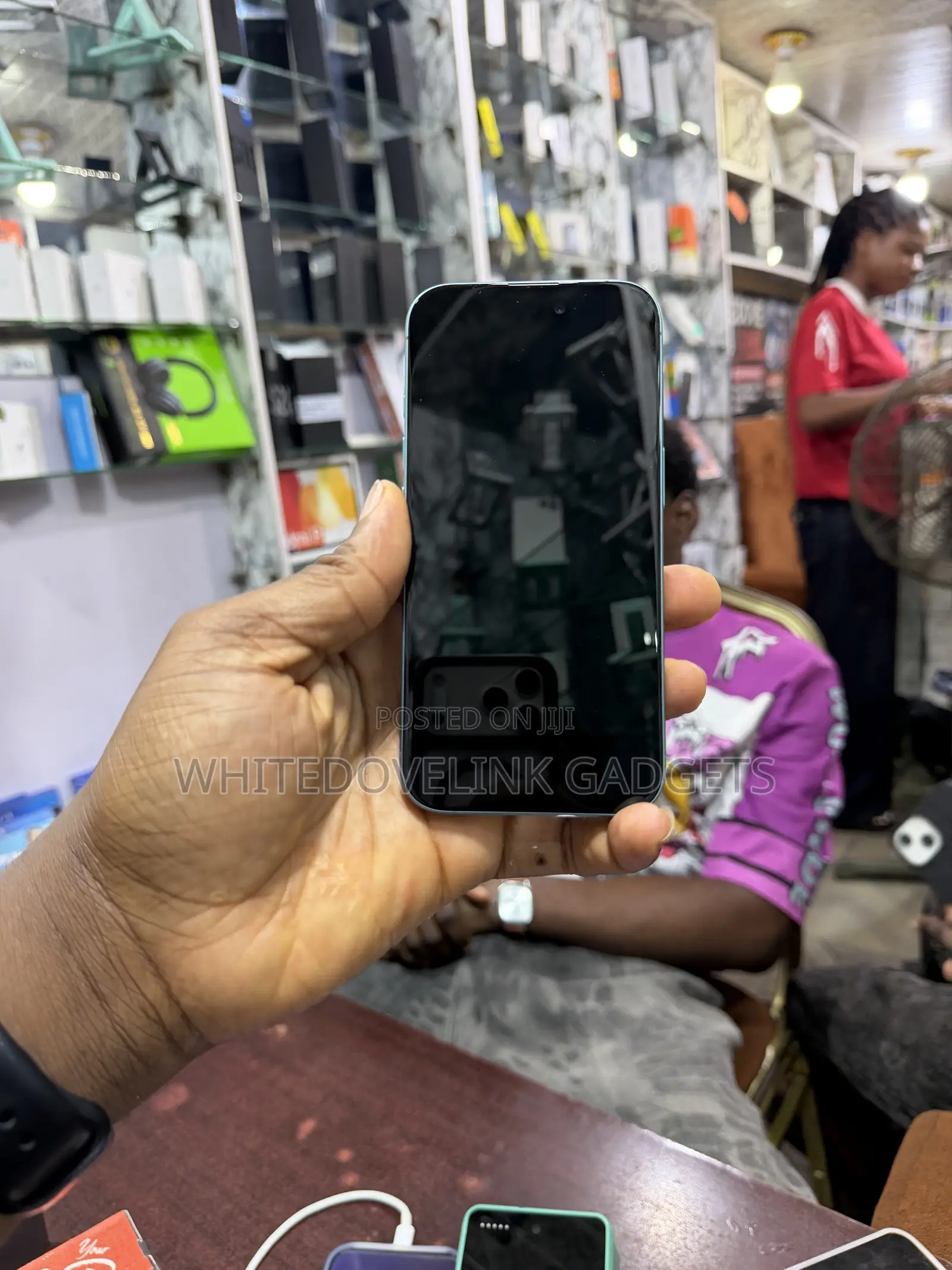 Apple iPhone 16 128 GB Green