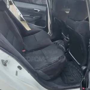 Honda Civic 2010 White