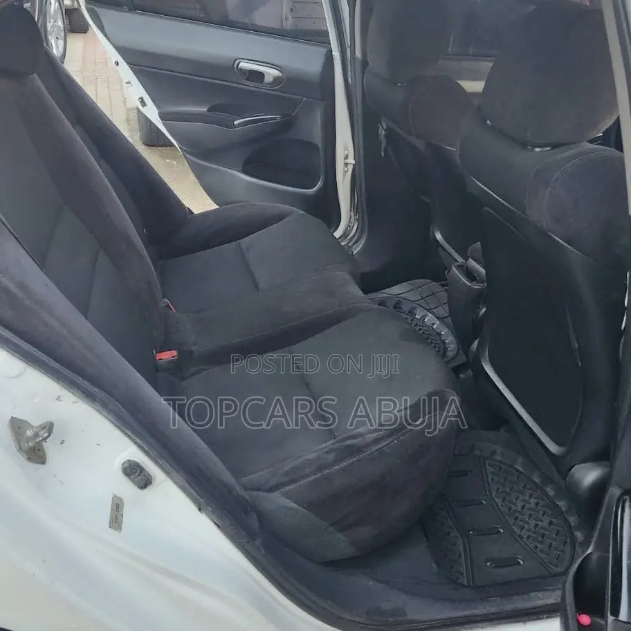 Honda Civic 2010 White