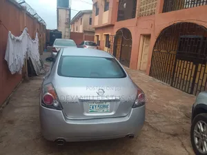 Nissan Altima 2.5 SL 2010 Silver