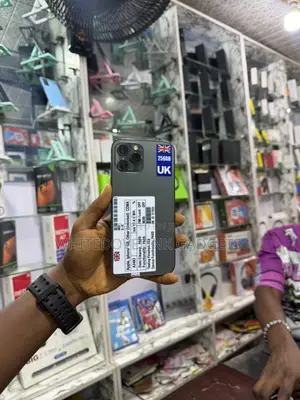 Apple iPhone 11 Pro 256 GB Green