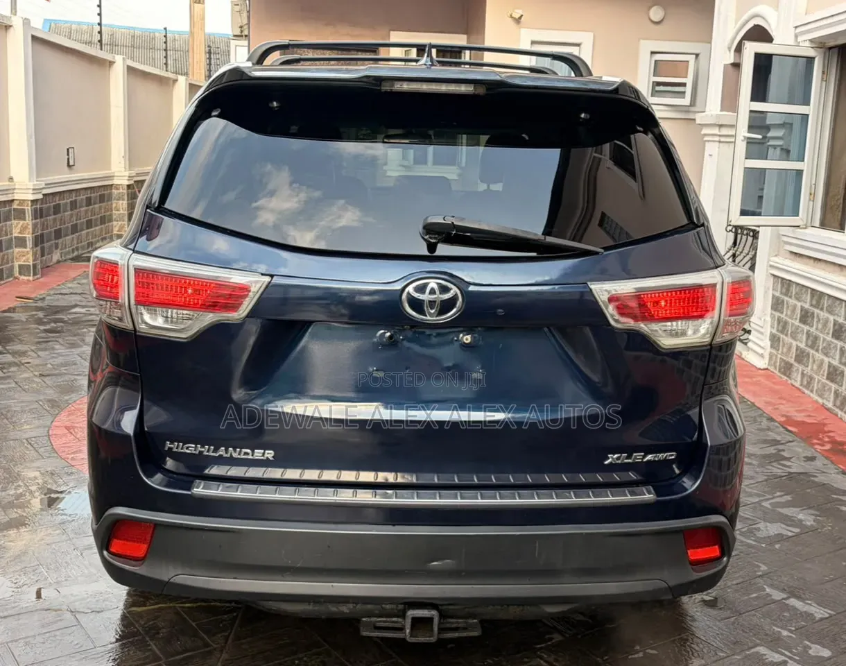 Toyota Highlander 2015 Gray