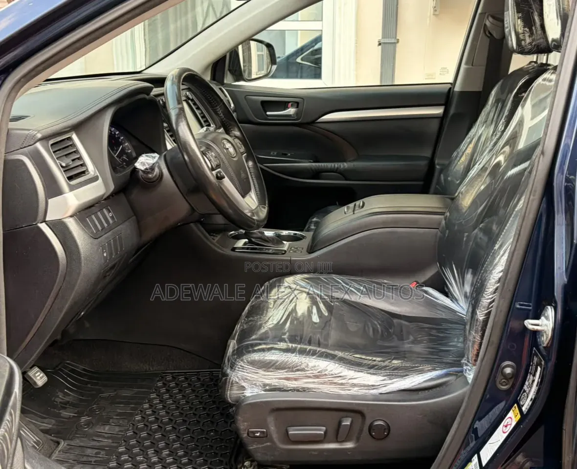 Toyota Highlander 2015 Gray