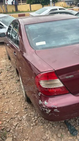 Toyota Camry 2004 Burgundy