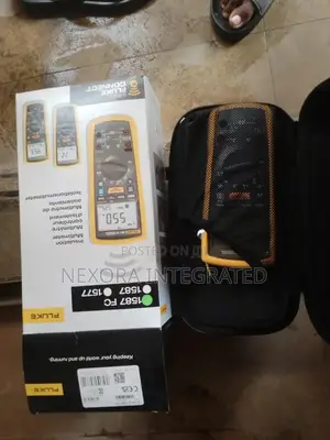 Fluke Multi-Meter 1587 Fc