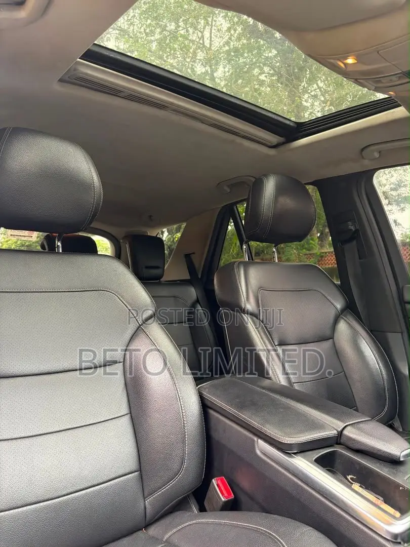 Mercedes-Benz M Class ML 350 4Matic 2013 White