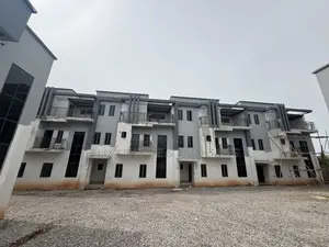 3bdrm Duplex in Jericho Estate for rent