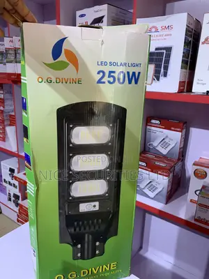 OG Divine Solar Street Light 250 Watts