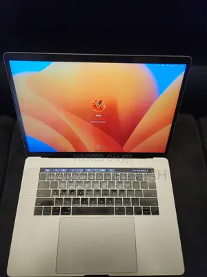 Laptop Apple MacBook Pro 2017 16GB Intel Core i7 SSD 1T