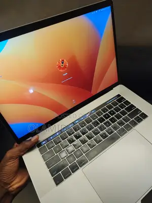 Laptop Apple MacBook Pro 2017 16GB Intel Core i7 SSD 1T