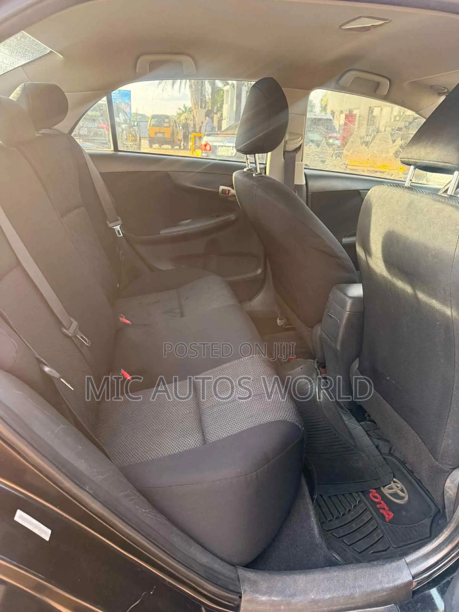 Toyota Corolla 2010 Black