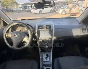 Toyota Corolla 2010 Black