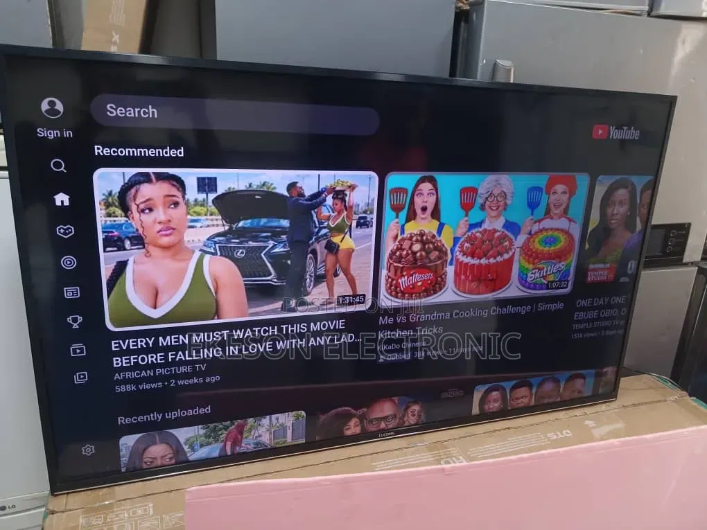 Lucoms TV 55inches Smart Original