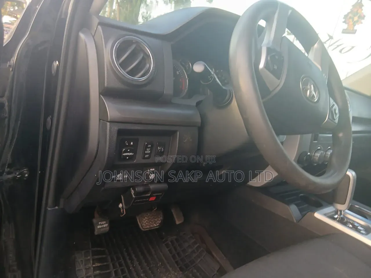 Toyota Tundra 2014 Black