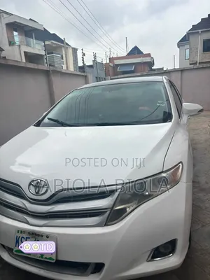Toyota Venza 2013 White