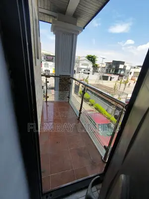 40sqm Shop Available