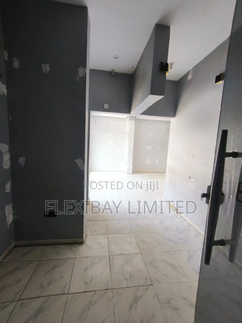 40sqm Shop Available