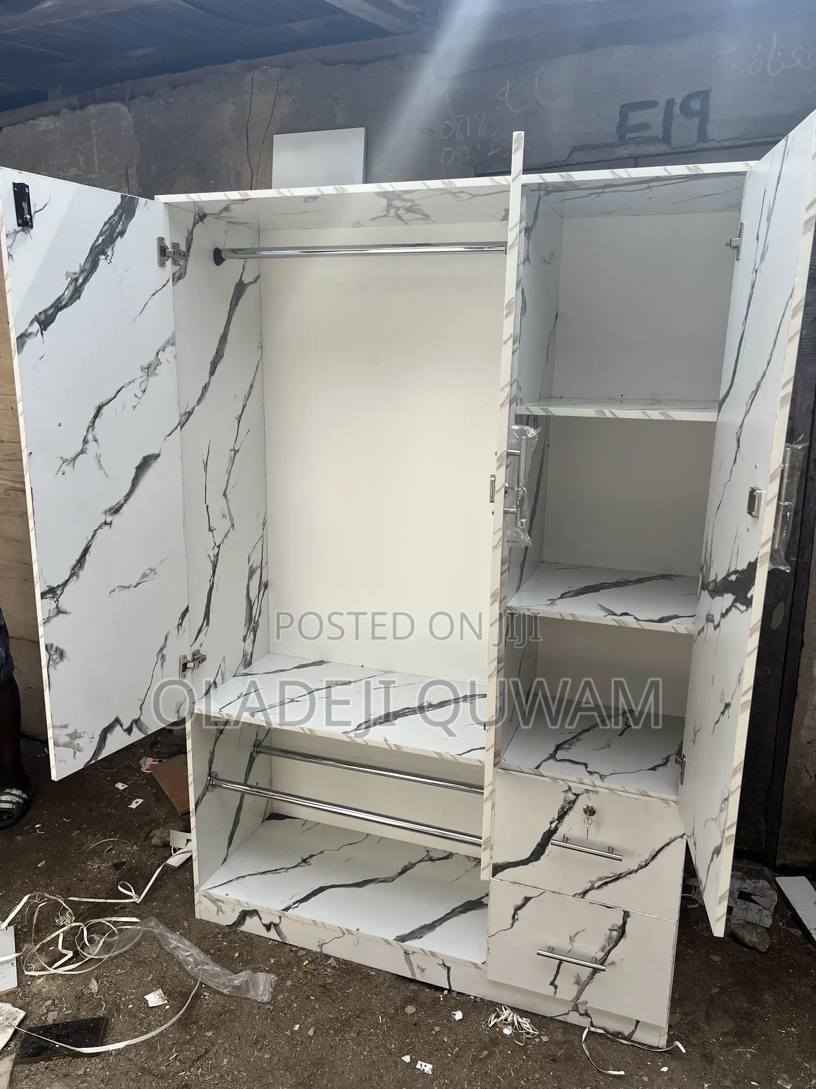 Wardrobe 4by6ft