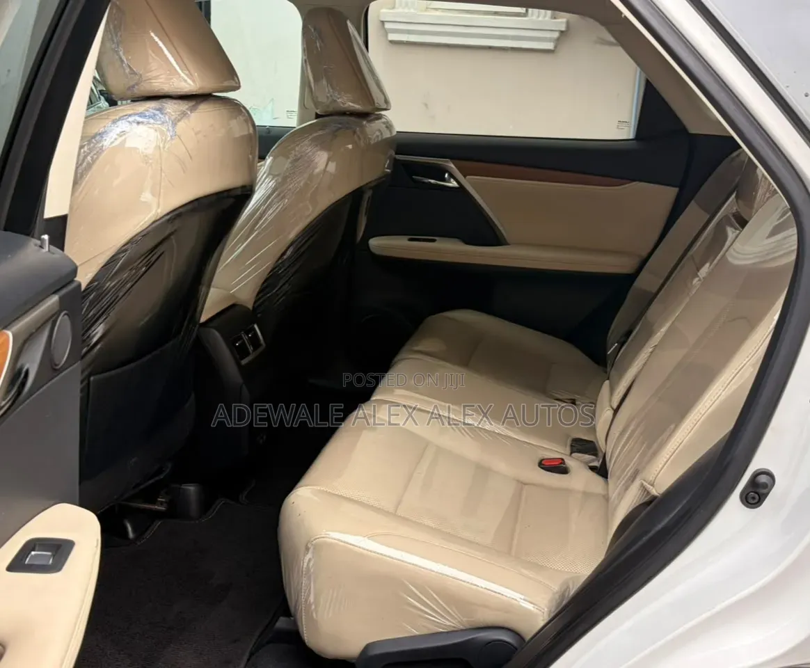 Lexus RX 2021 White