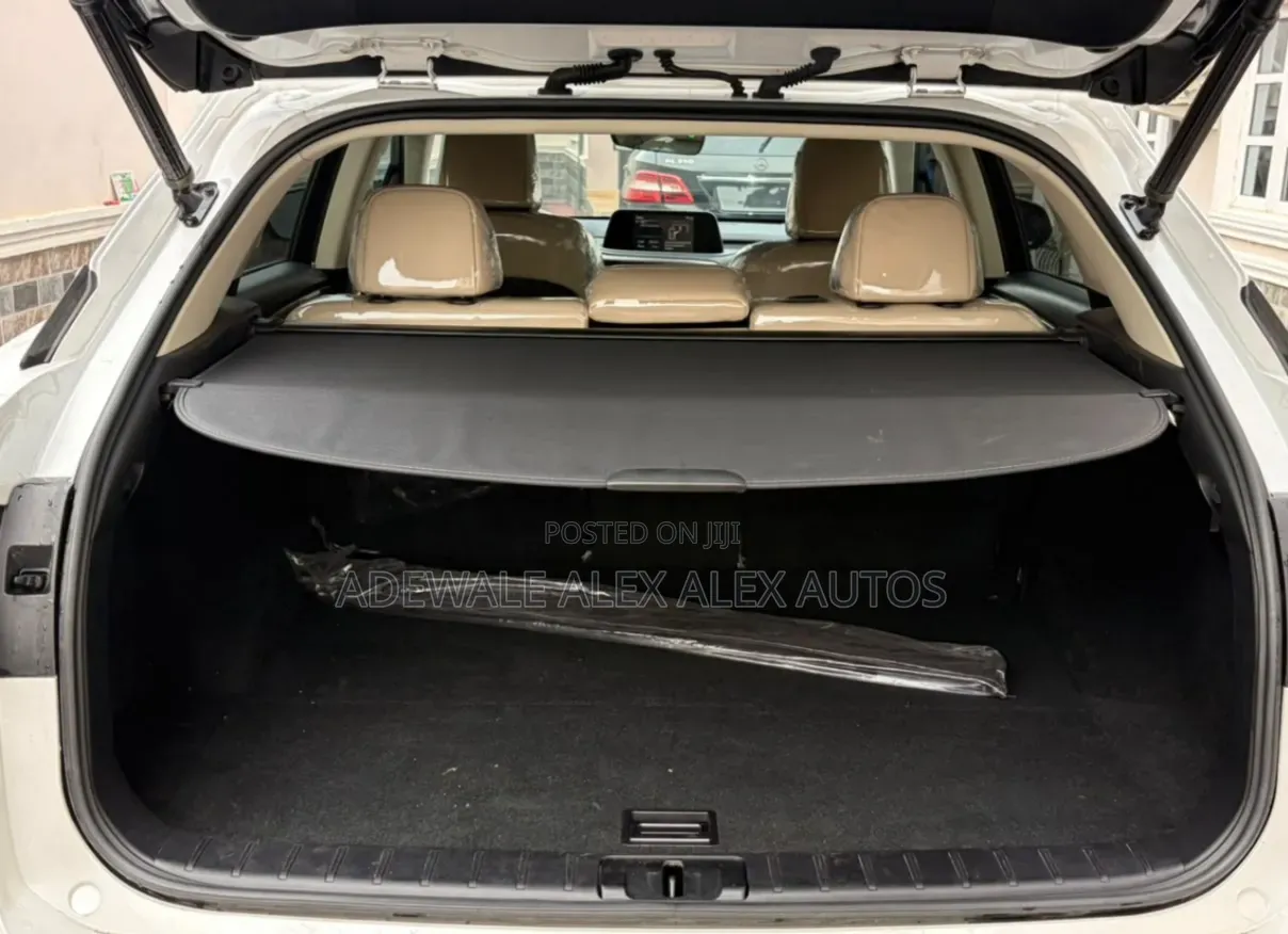 Lexus RX 2021 White