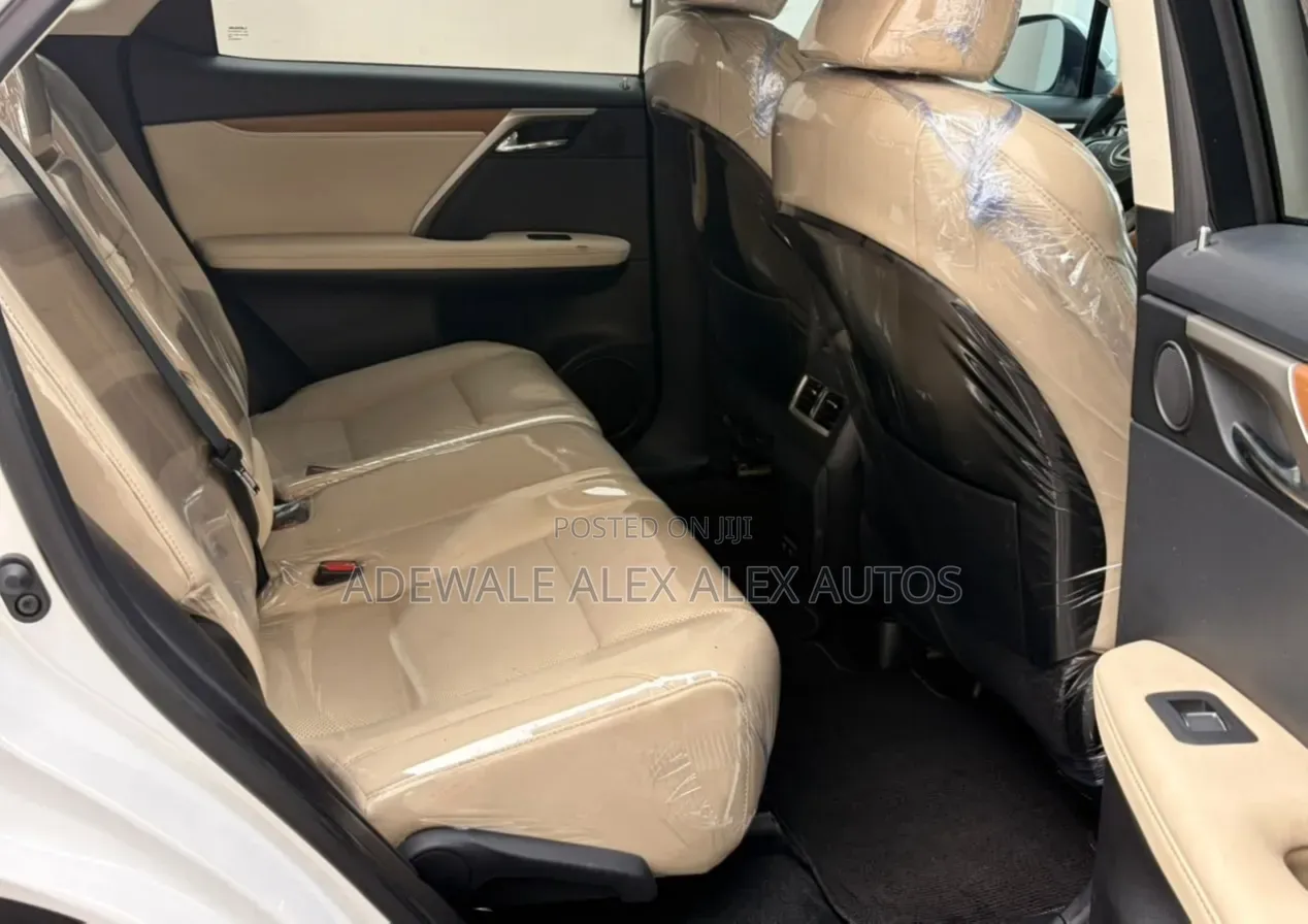 Lexus RX 2021 White