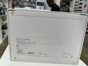 New Laptop Apple MacBook Neo 2026 8GB Intel Core 5 SSD 512GB