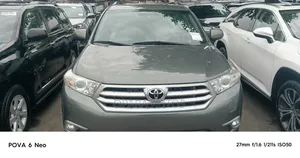 Toyota Highlander 3.5L 4WD 2013 Green