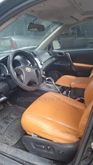 Toyota Highlander 2010 Black