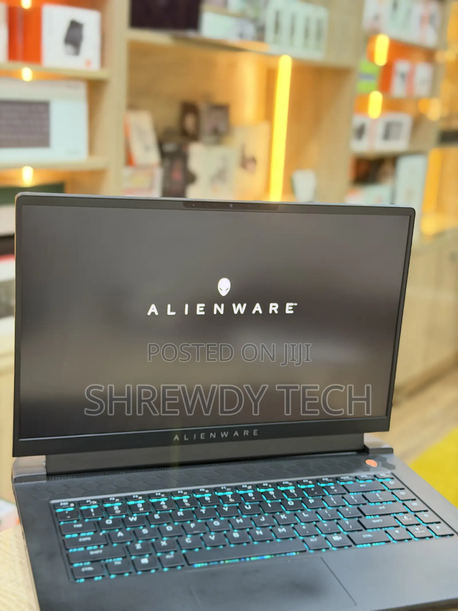 Laptop Alienware M15 16GB AMD Ryzen 9 SSD 1T