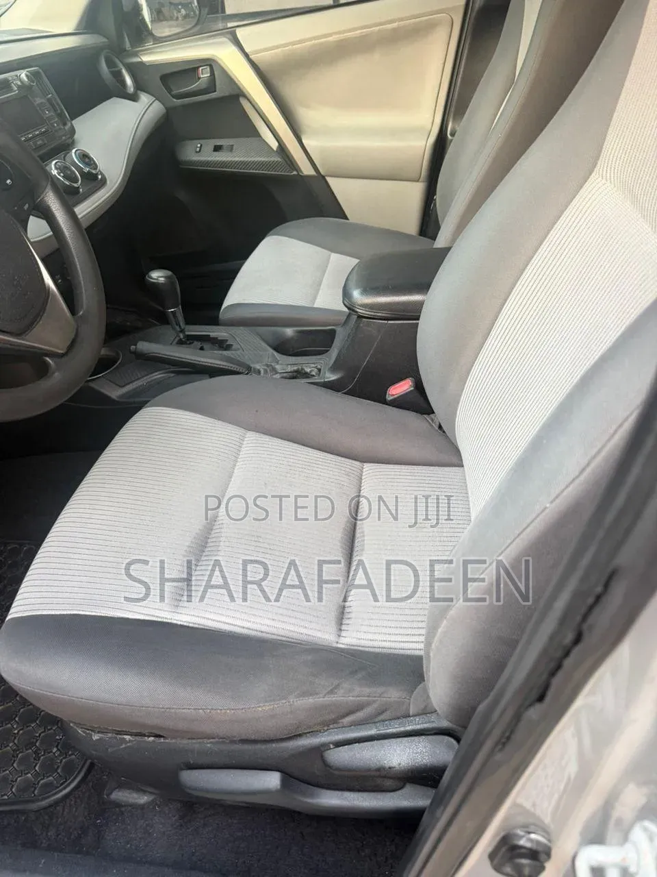 Toyota RAV4 LE 4dr SUV (2.5L 4cyl 6A) 2014 Silver