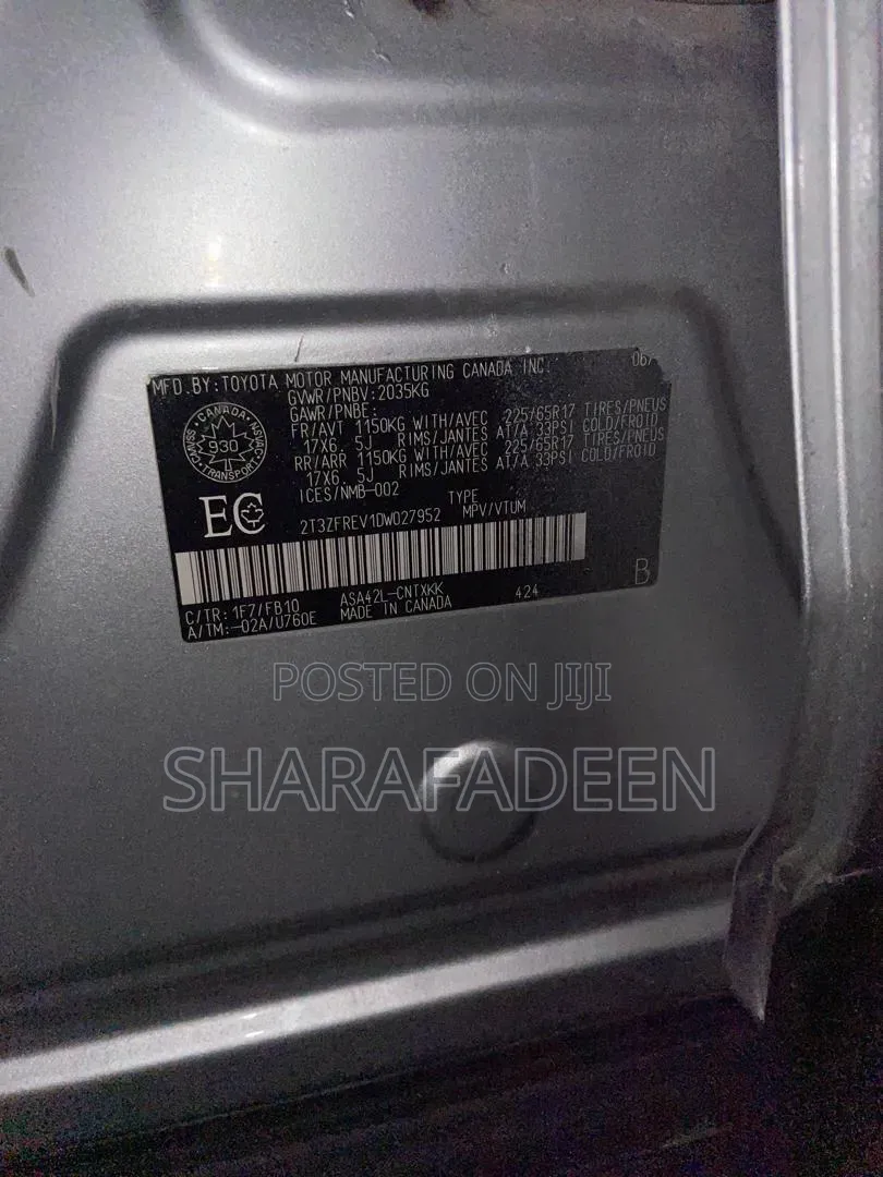 Toyota RAV4 LE 4dr SUV (2.5L 4cyl 6A) 2014 Silver